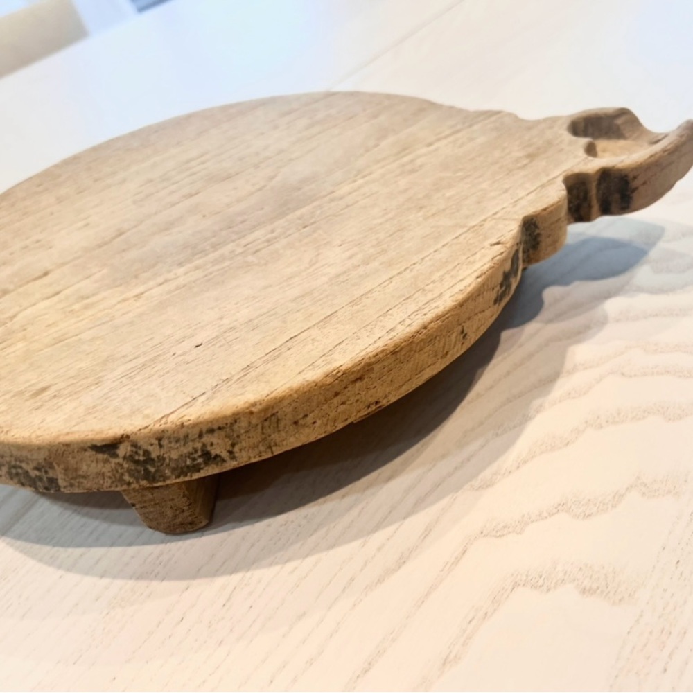 Olive Ateliers wooden riser